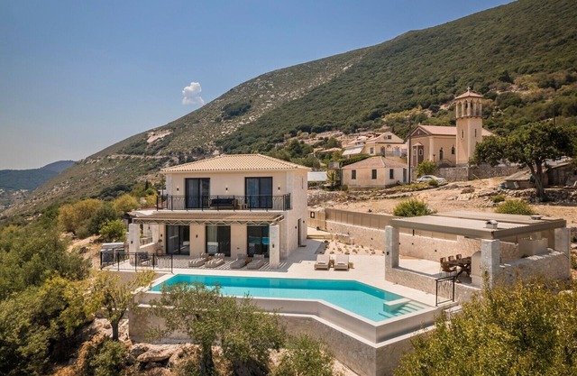 Adrias Villa