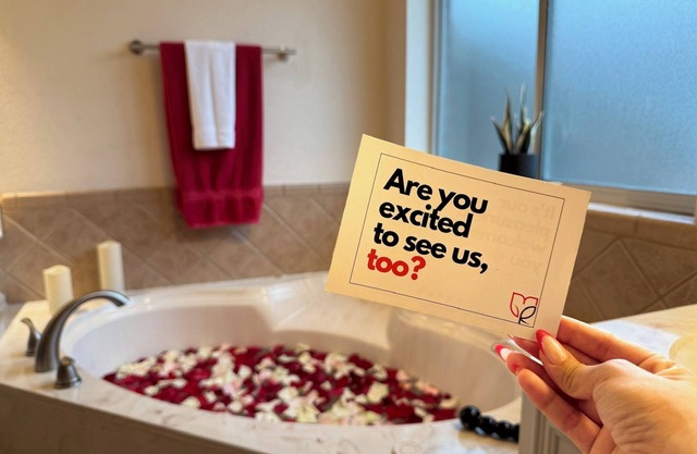 Adult-only kink-friendly getaway with Jacuzzi spa, king bed, custom play furniture, massage table, and LED mood lighting. Ideal for romantic escapes, adventurous weekends, or indulgent celebrations in total privacy.