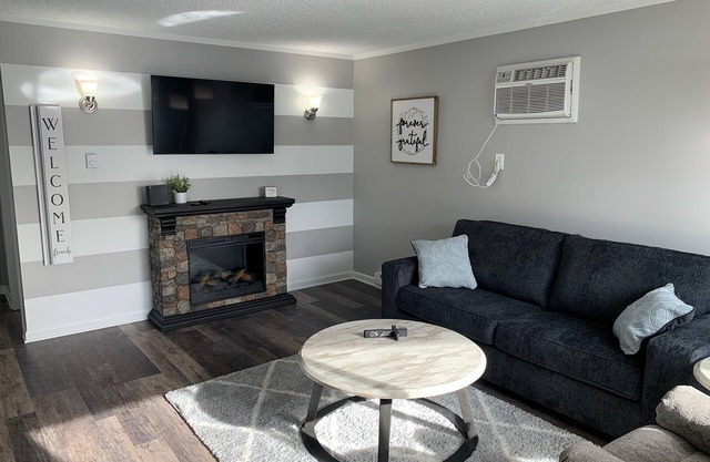 Adventure Acres- Suite A4