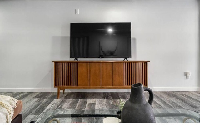 Adventure Nest I No Service Fees I Pool Table I TV