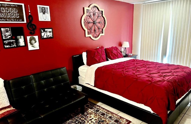 Affordable 1 Bedroom Studio Apartment