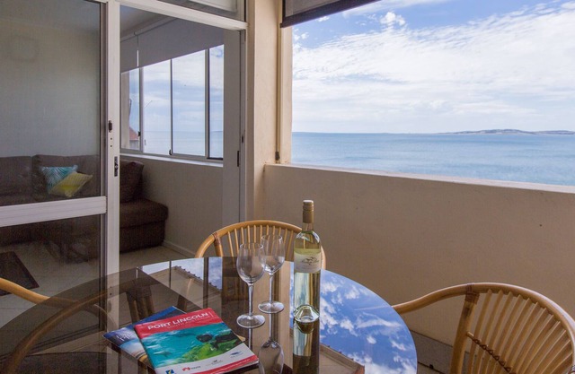 Affordable modern seafront Unit with fantastic views of Boston Bay.