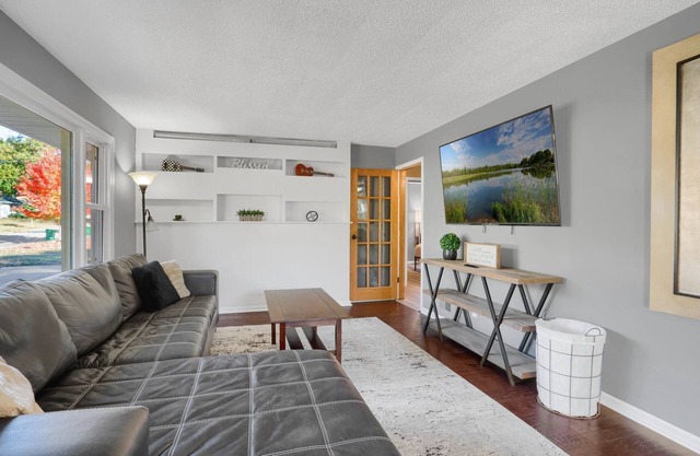 Affordable & Spacious home near Minneapolis