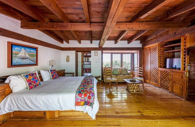 Agradable Hostal sobre el Centro de Valle de Bravo