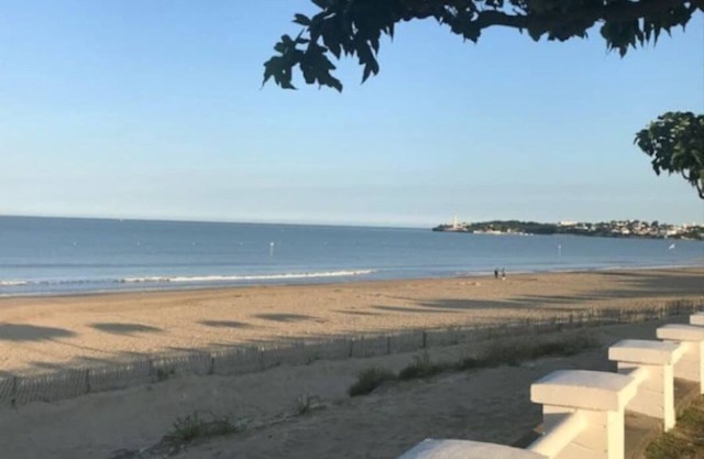 Agreable REZ DE Jardin Avec Terrasse Proche Plage