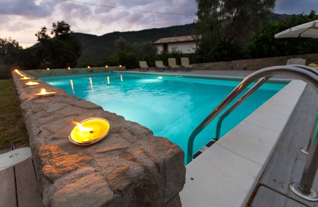 Agricontura, farmhouse with pool 10 minutes from the sea: CASA DEL BANANO