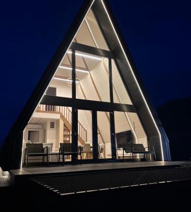 Air Cabin, Cabana tip A-frame in Șerani, Bihor