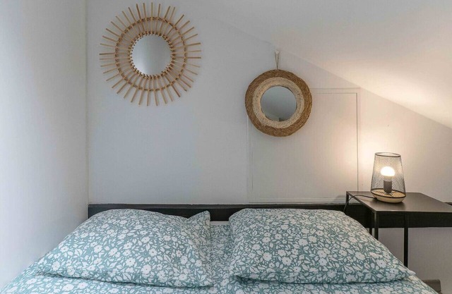 Air-cond duplex apartment in the city center
