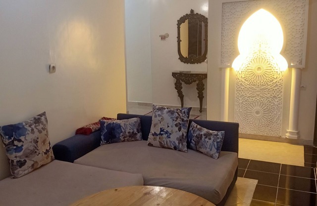 Airport Mohamed V home