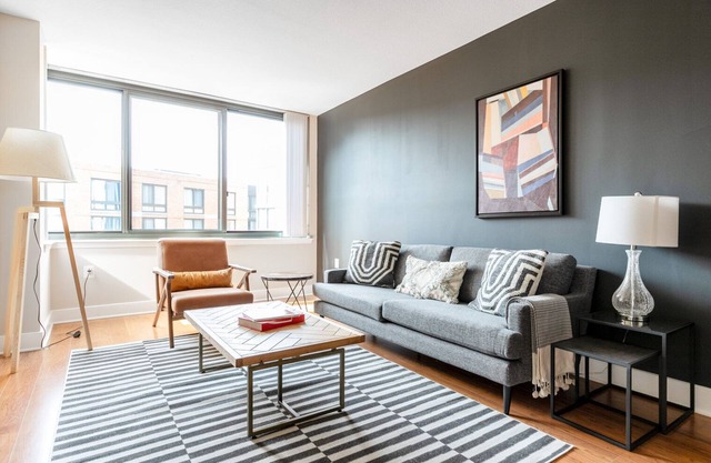 Airy Mount Vernon 1BR w/Gym, Pool, nr. NoMa & Metro, by Blueground