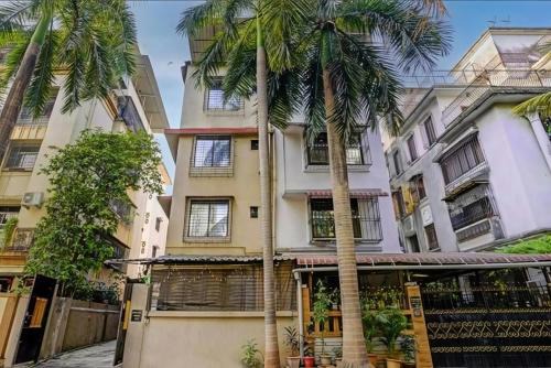 Aishwarya Service Apartment