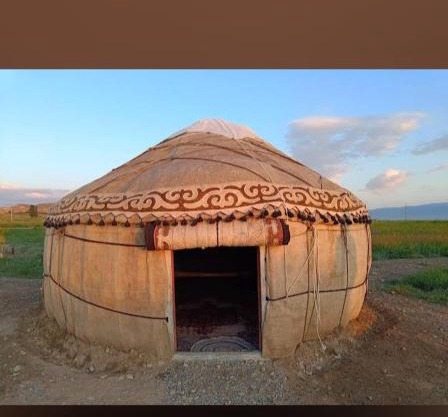 "Ak-Bulun" Yurt camp
