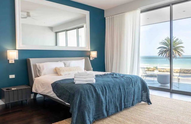 Albert Park - Beachfront Bliss