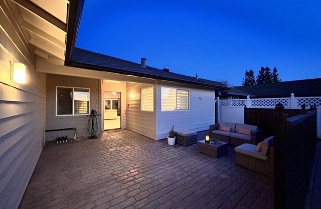 Alder Glen Getaway - Close to Wineries & Lodi Lake - Solar powered & EV hook-up