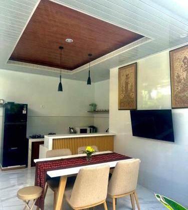 Aldi's House Villa