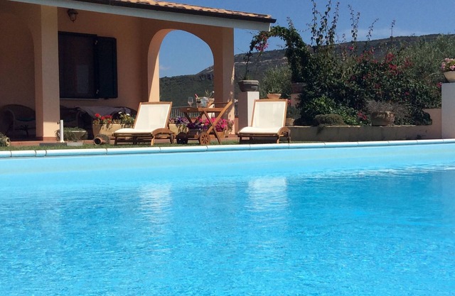 Alghero holiday home: Villa Relax with private pool and panoramic views