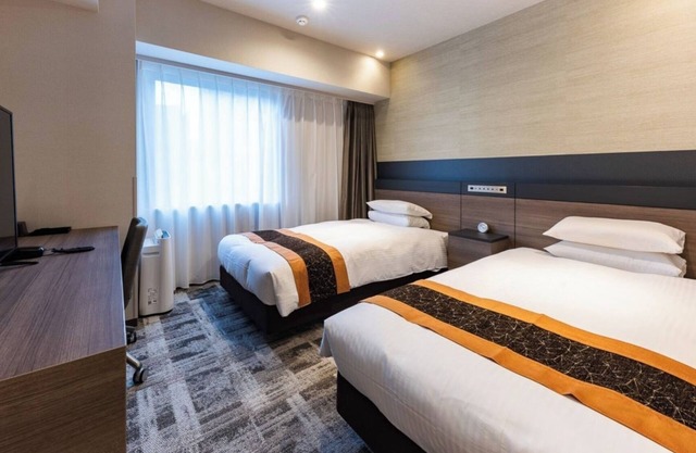 All rooms are nonsmoking Twin with shower boot/Chuo-ku Tokyo