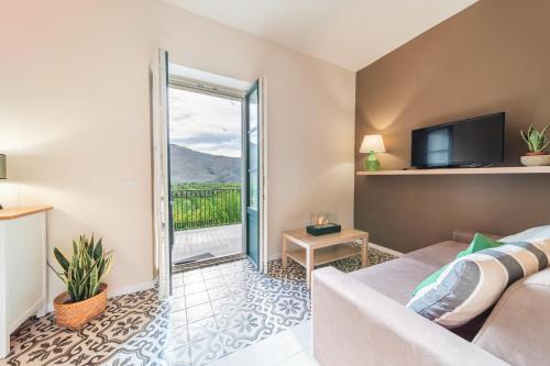 AlmaTellus - Sicilian countryside Escape