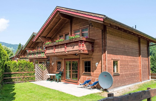 Alpenglück by Interhome