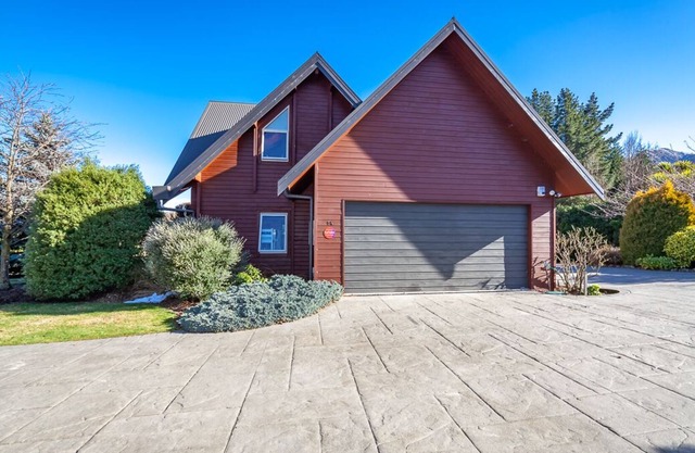 Alpine Hideaway - Hanmer Springs Holiday Home