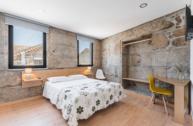 ALTIDO Gorgeous unit w/ Gym & Communal pool