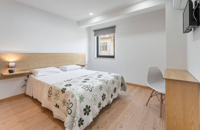 ALTIDO Inviting unit w/ Gym & Communal pool