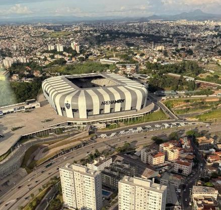 Alugo Quarto Para Mulheres ou Casais - a 500 mt da arena MRV e próx ao Expominas