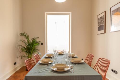 Alvalade 58 - Charming 2 bedroom apartment with AC near the airport and city center
