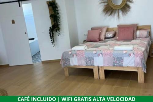 ALZIRA BONITA APARTAMENTO CON TERRAZA Y JACUZZi EXTERIOR