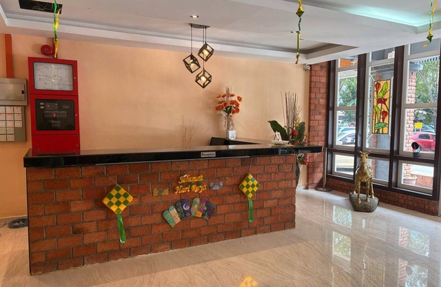 Aman Inn Hotel