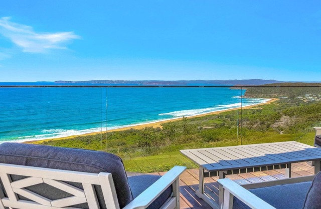 'Amazing 180 Degree Views' by Accom Holidays