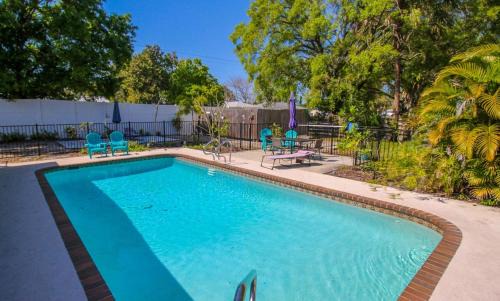 Amazing 3 BR private pool home near Anna Maria Island - 7th Heaven