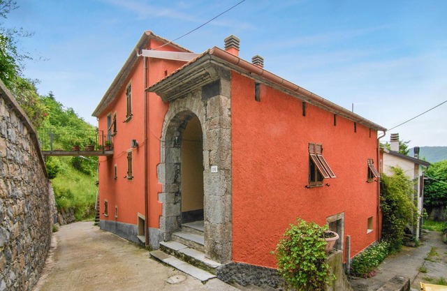 Amazing apartment in Codivara with WiFi