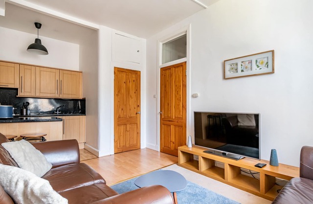 amazing apartments - Dalgety St near Holyrood