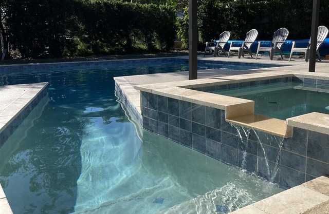 Amazing heated pool & spa just minutes from Anna Maria Island