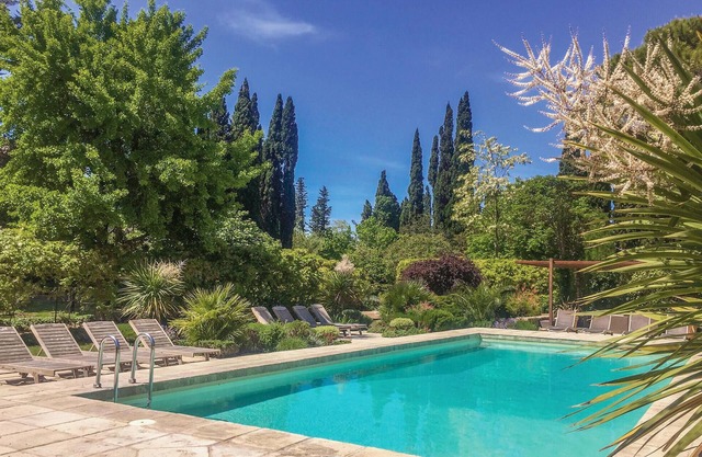 Amazing home in Thézan-des-Corbières