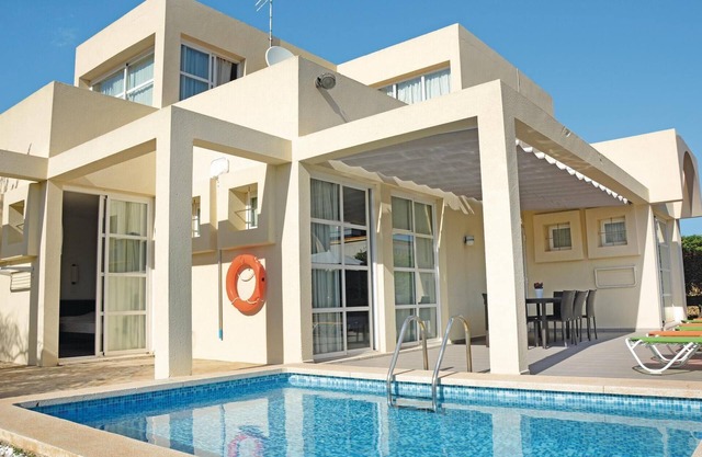 Amazing home in Can Picafort with WiFi
