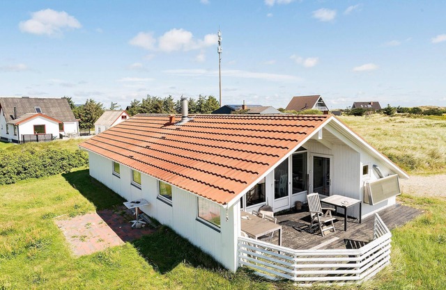 Amazing home in Frøstrup with sauna