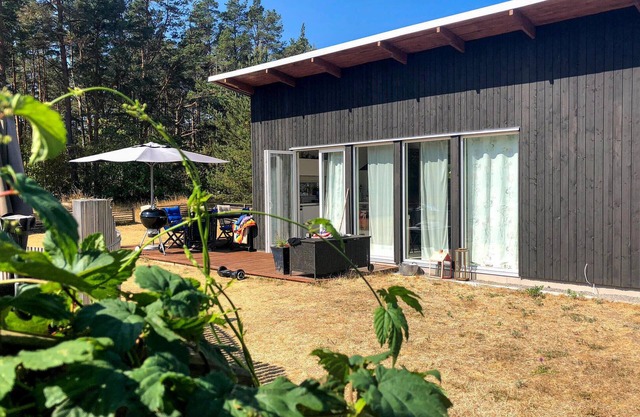 Amazing home in Köpingsvik with WiFi