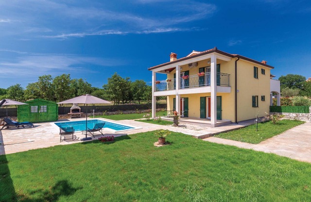 Amazing home in Nedescina with WiFi