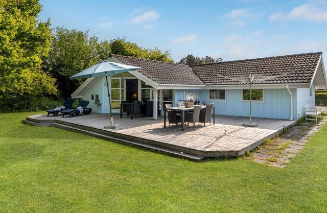Amazing home in Rudkøbing with sauna