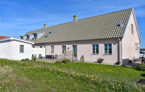 Amazing Home In Skillinge