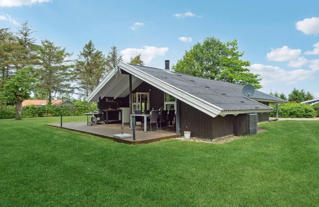 Amazing home in Tranekær with sauna