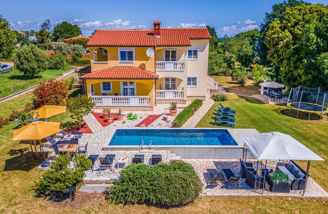 Amazing home in Valtura