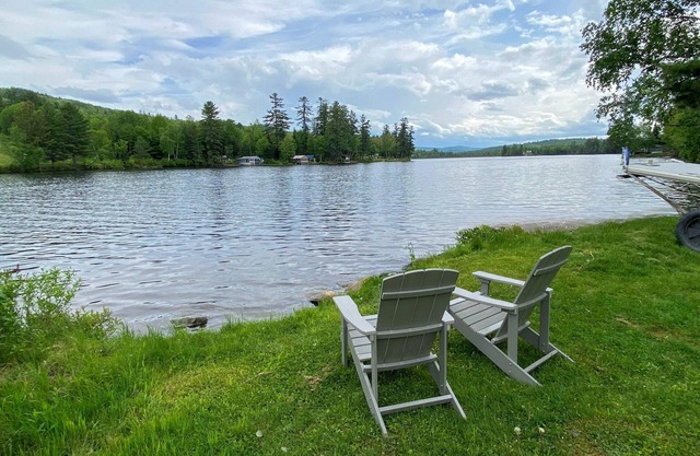 Amazing lakefront home in the White Mountains with game room, theater, and dog friendly!