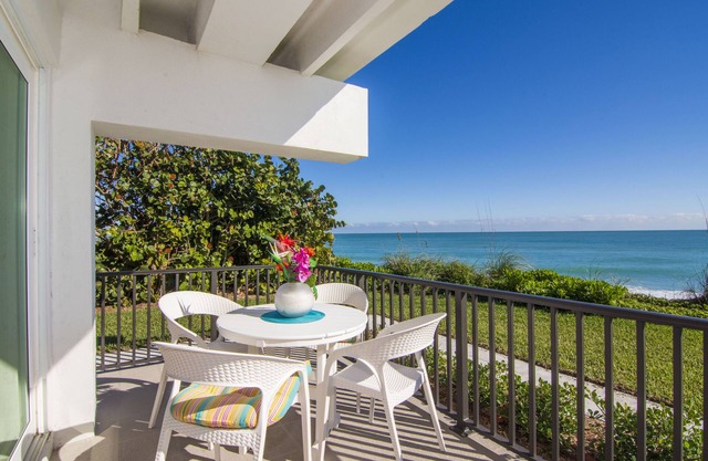 Amazing Ocean Views ! Gorgeous Sunrises! New appliances! Places to go!