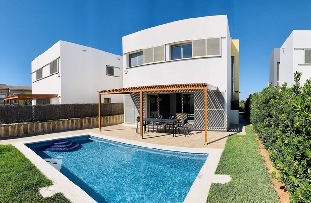Amazing RENEWED VILLA with private pool. Close to the unspoiled Southern beaches