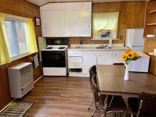 Ambleside - 2-Bedroom Cottage #8