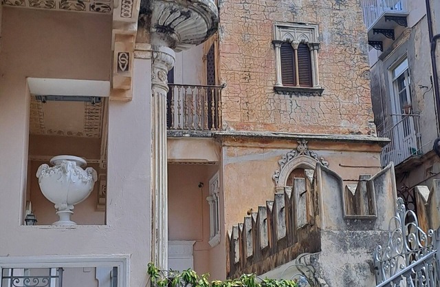 Ambra: centre, wi fi, 5min. walk beach, 10 min walk train station