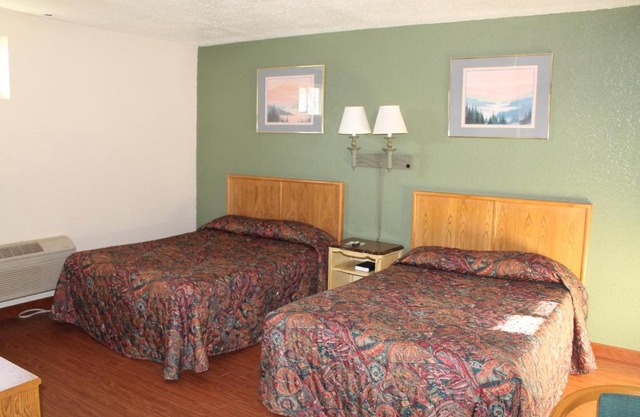 American Motor Inn - Rock Island